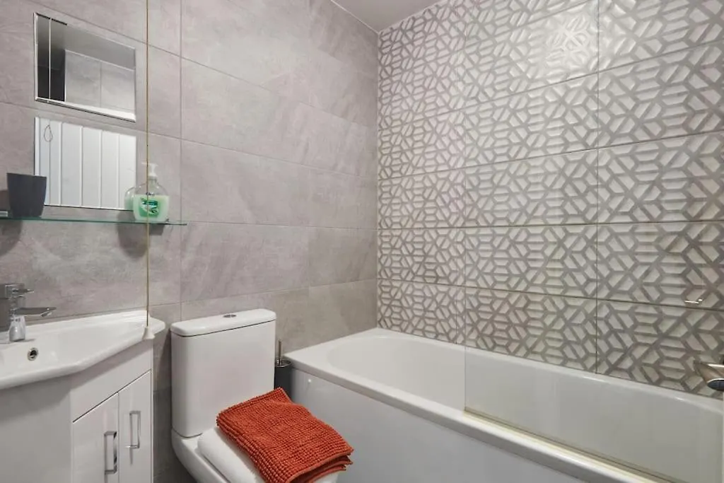 NormantonHaw Hill House - Modern 4 Bedアパートメント イギリス